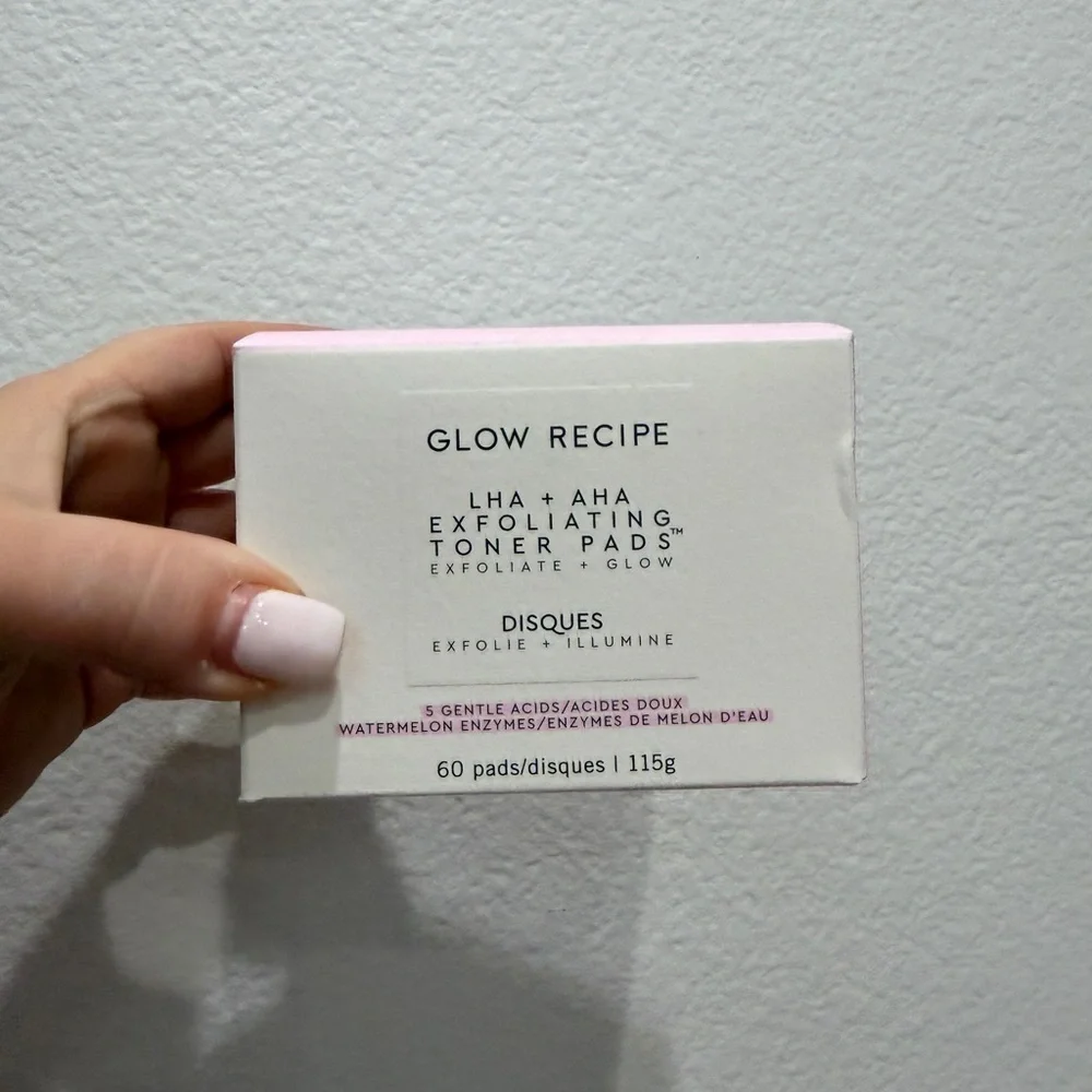 NEW Glow Recipe LHA + AHA Korean Watermelon Toner Pads